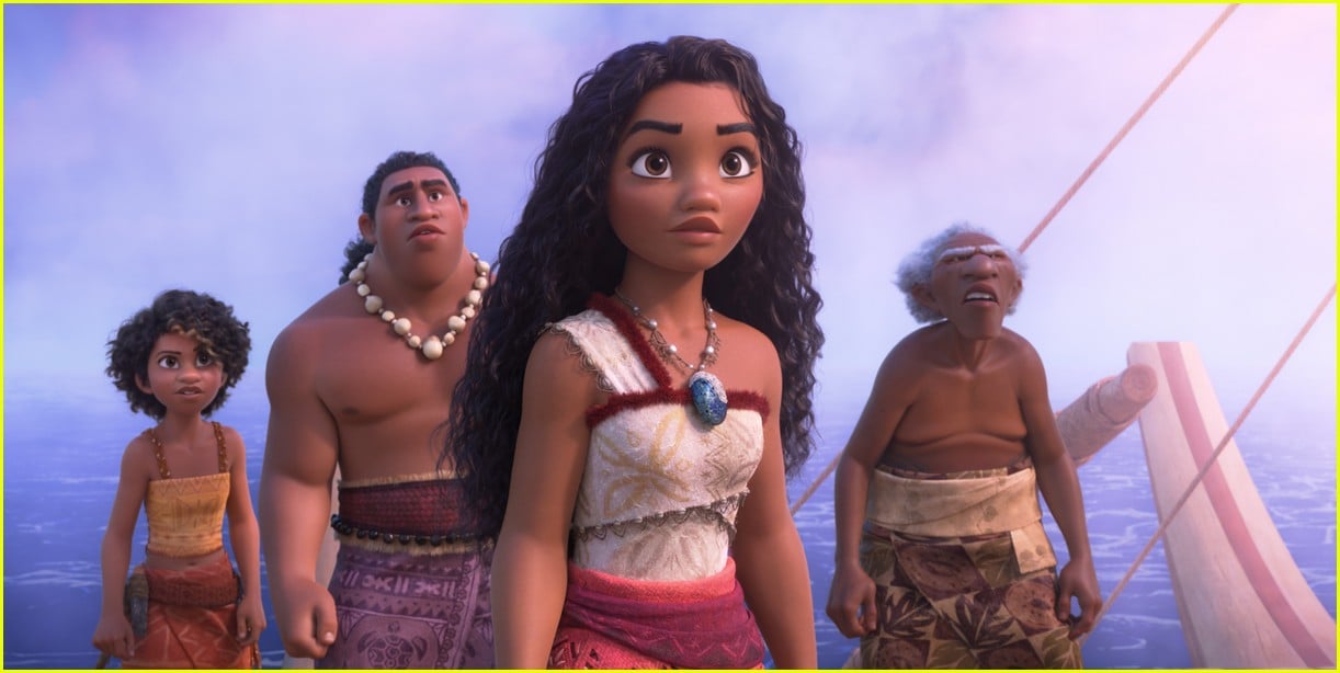 Auli I Cravalho Dwayne Johnson Are Back In New Moana Teaser