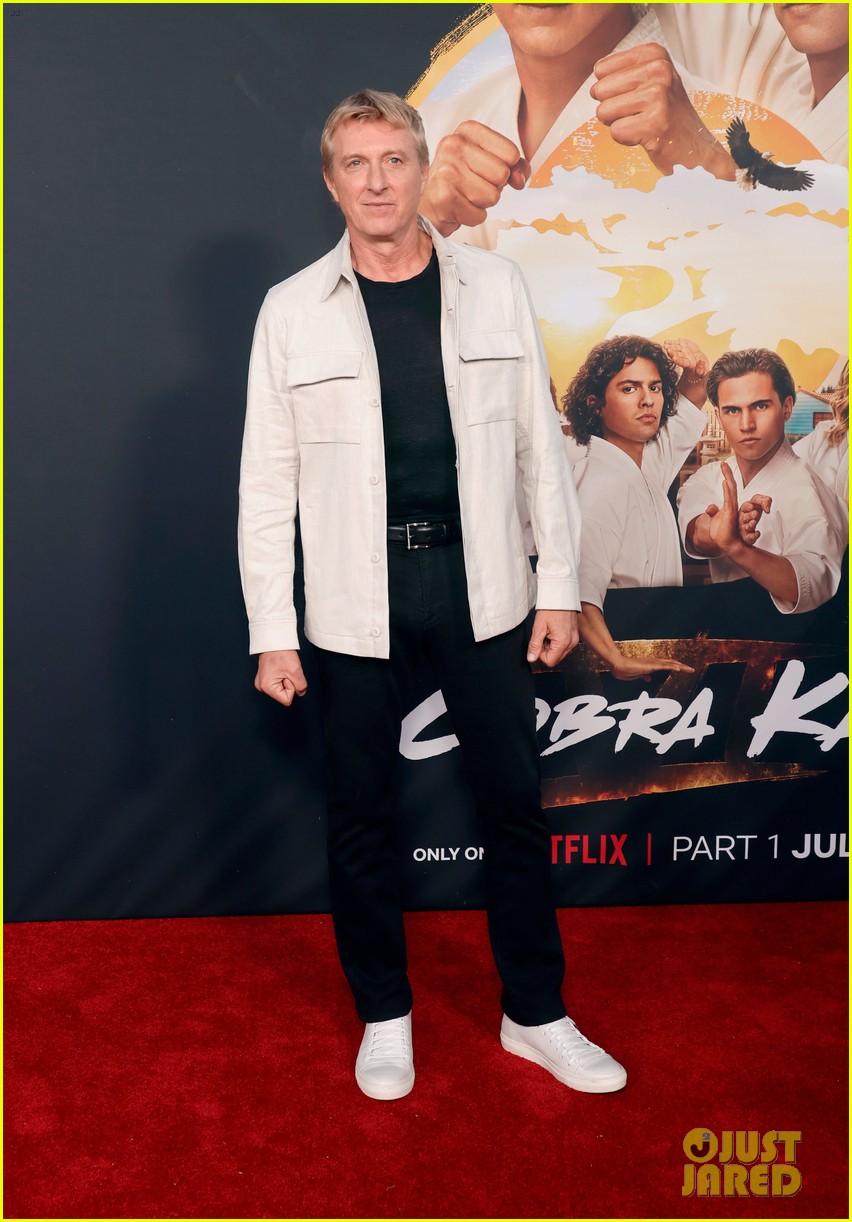 Peyton List Jacob Bertrand More Strike A Prom Pose At Cobra Kai