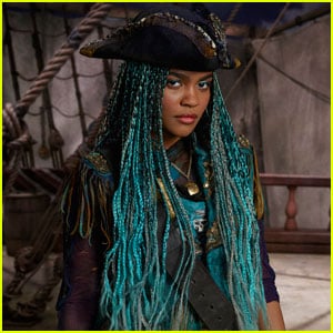 China Anne Mcclain Assures Descendants Fans That Uma Has A Sweet