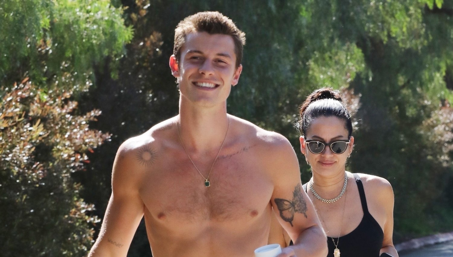 Shawn Mendes Continues To Fuel Dating Rumors With Dr Jocelyne Miranda