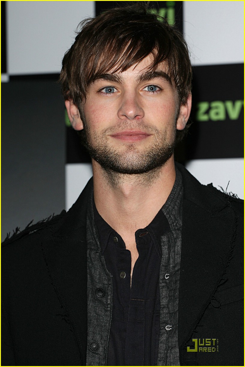 chace crawford oxford street lights 09