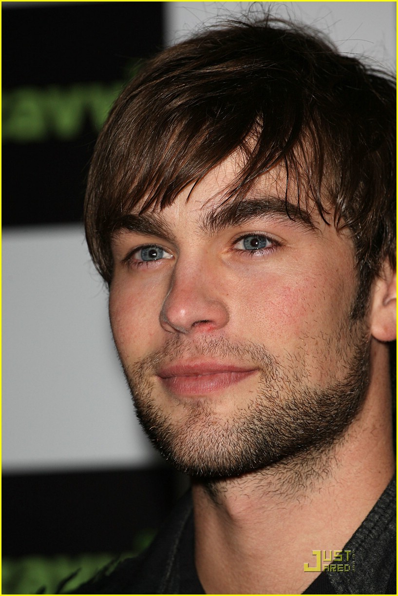 chace crawford oxford street lights 17