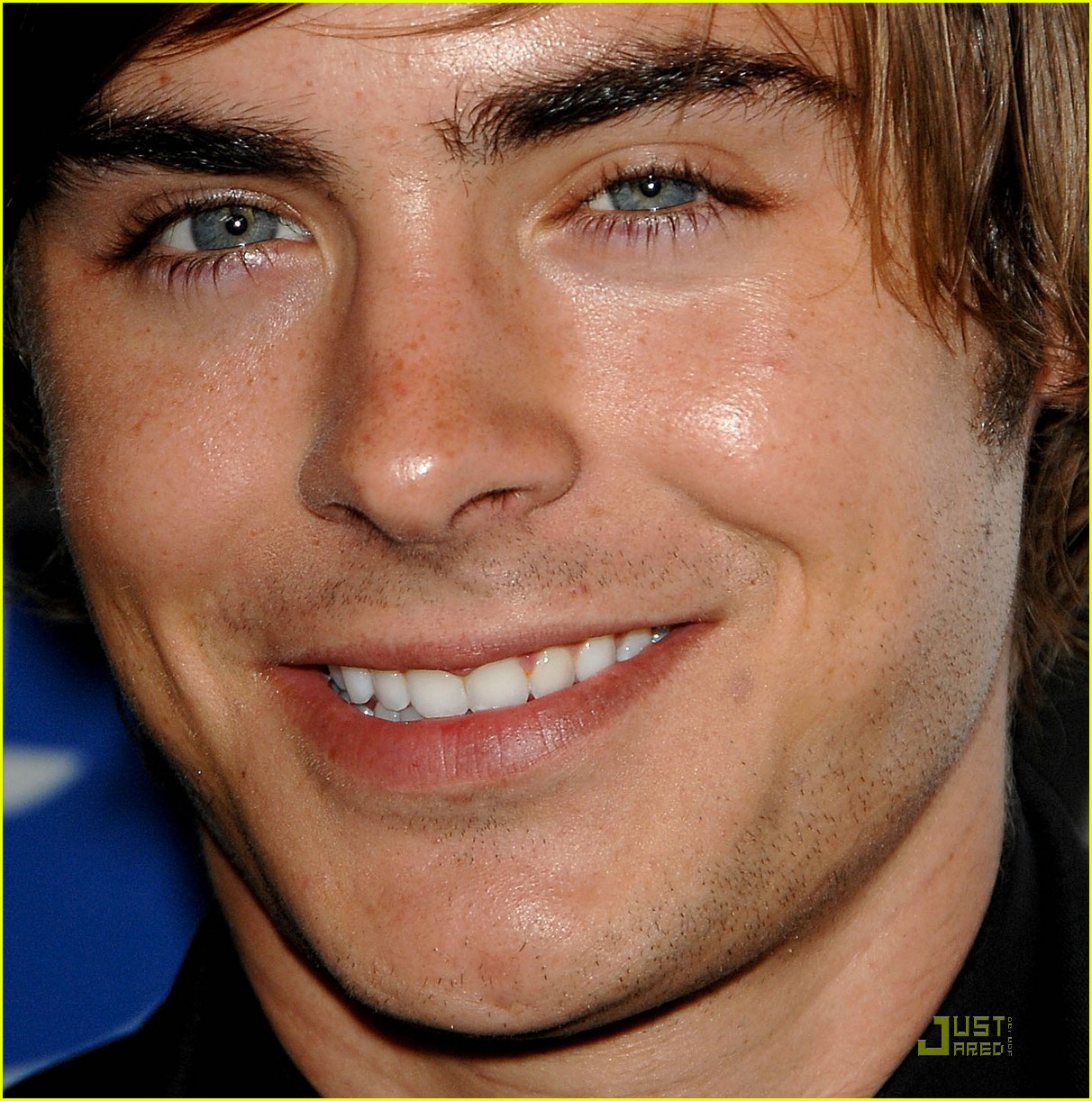 zac efron people sexiest man 2008 02a