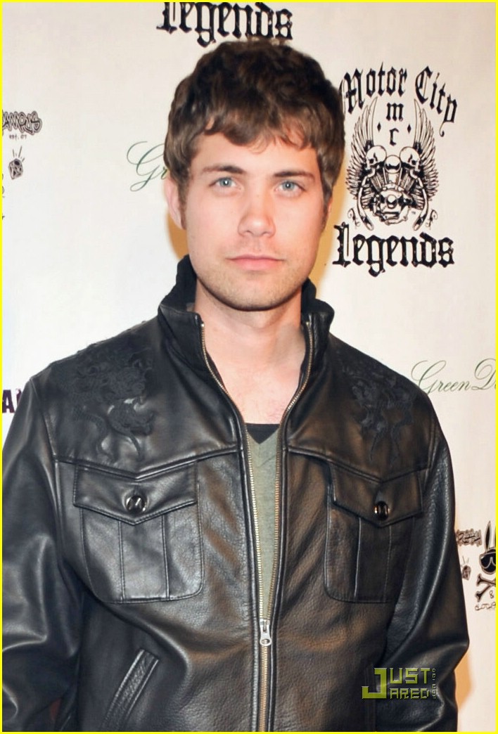 drew seeley musicians give back 01