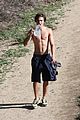 zac efron hollywood hills workout 03