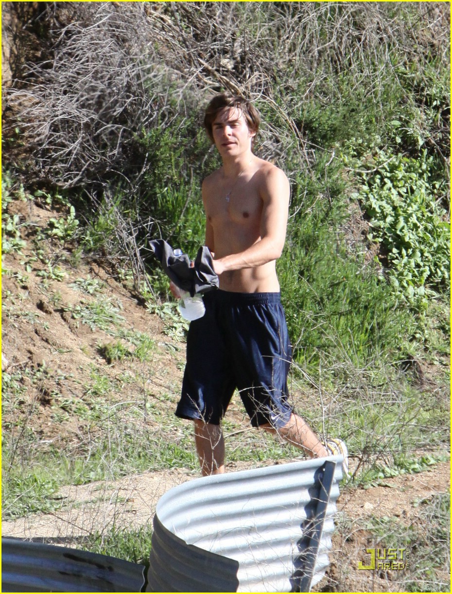 zac efron hollywood hills workout 07