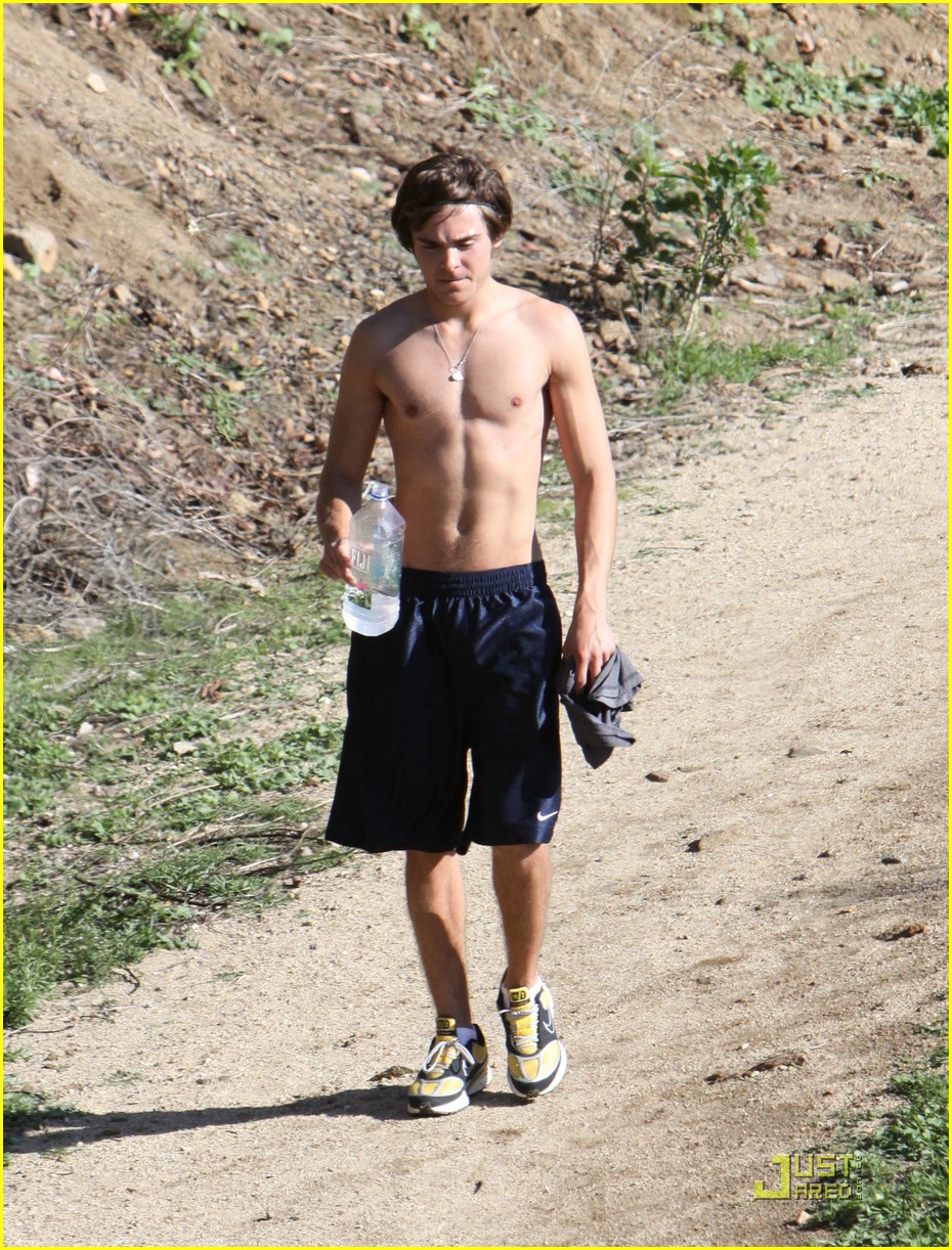 zac efron hollywood hills workout 10