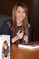 miley cyrus bn book signing 24