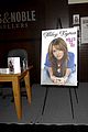 miley cyrus bn book signing 26