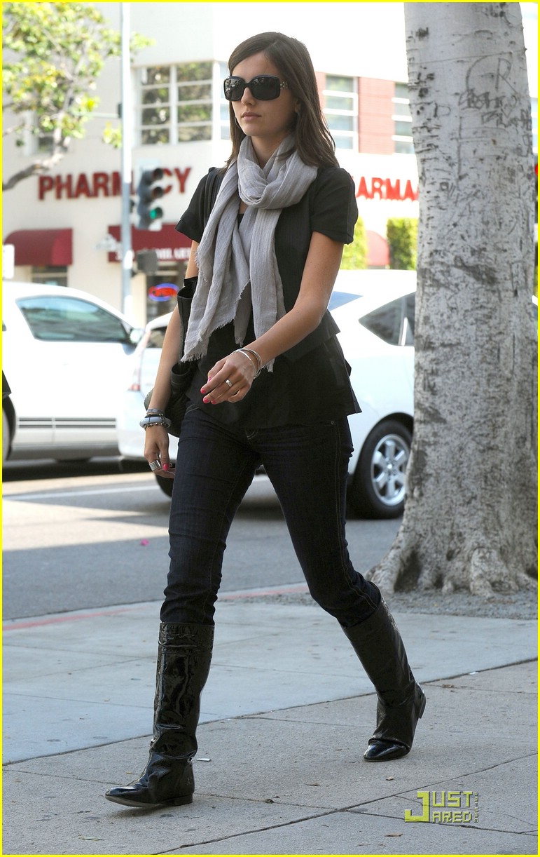 camilla belle beverly hills beauty 06