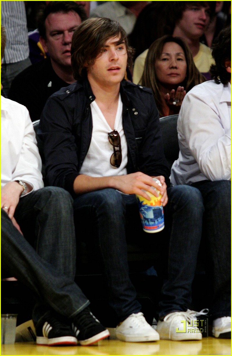 zac efron lakers lover 15
