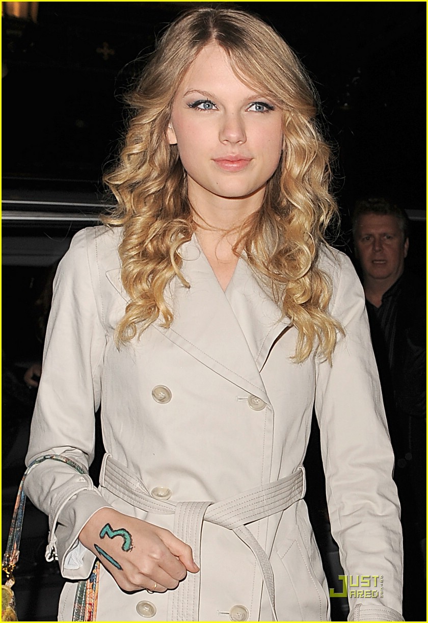 taylor swift lucky number 25
