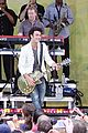 jonas brothers central park party 28