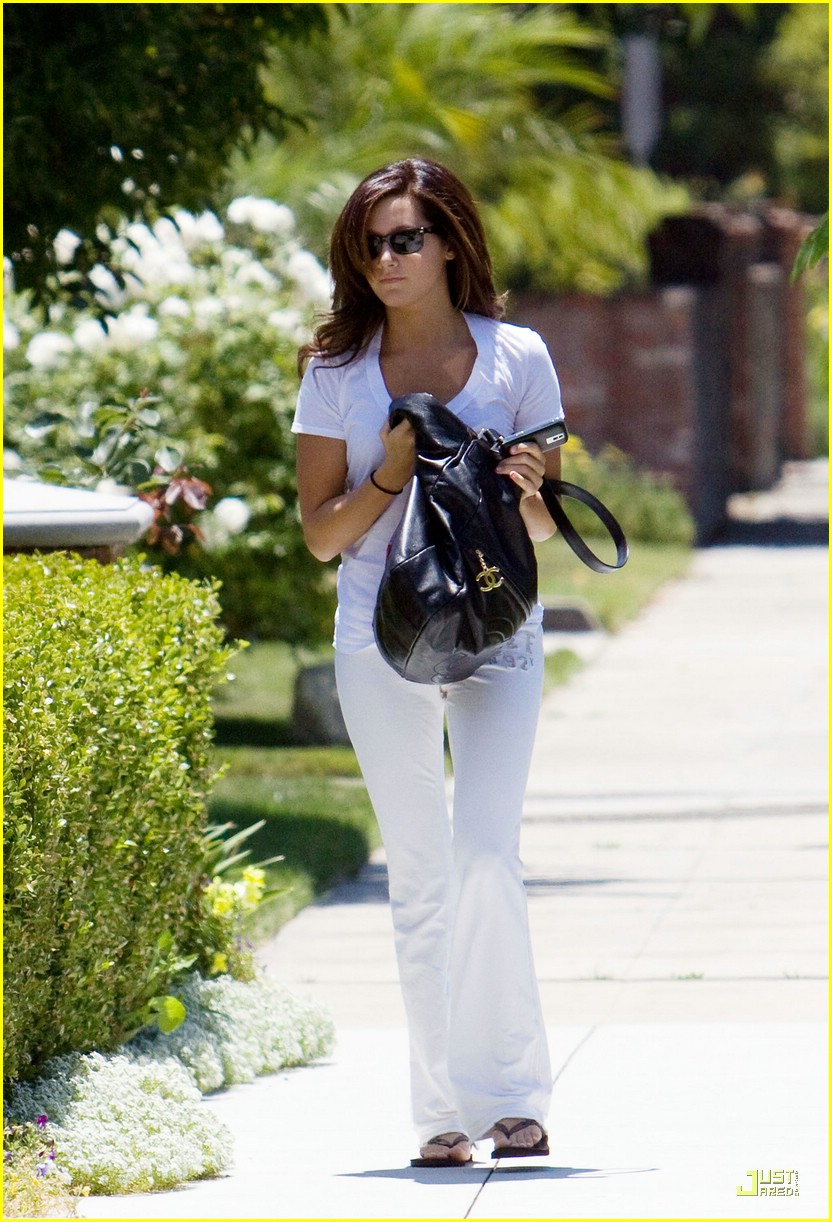 ashley tisdale hurry home 02