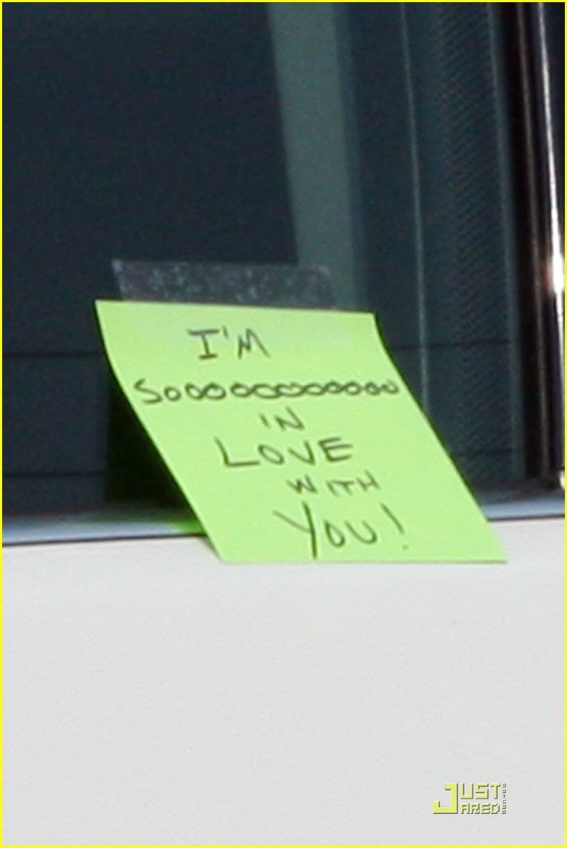 brittany snow sticky note love letter 03