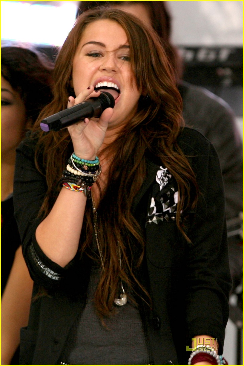 miley cyrus today show concert 11
