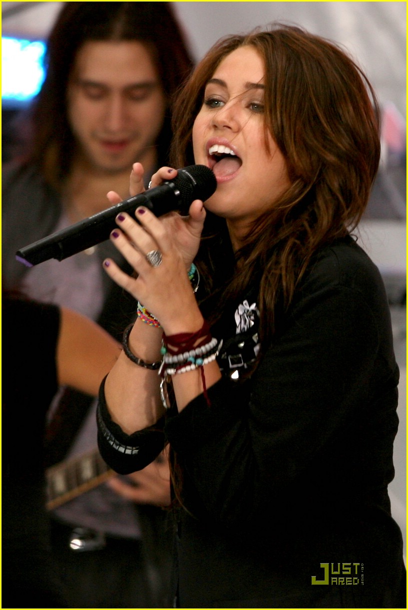 miley cyrus today show concert 12