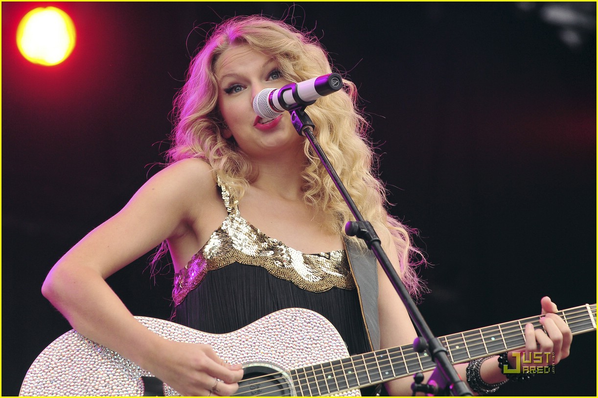 taylor swift vfest day two 01