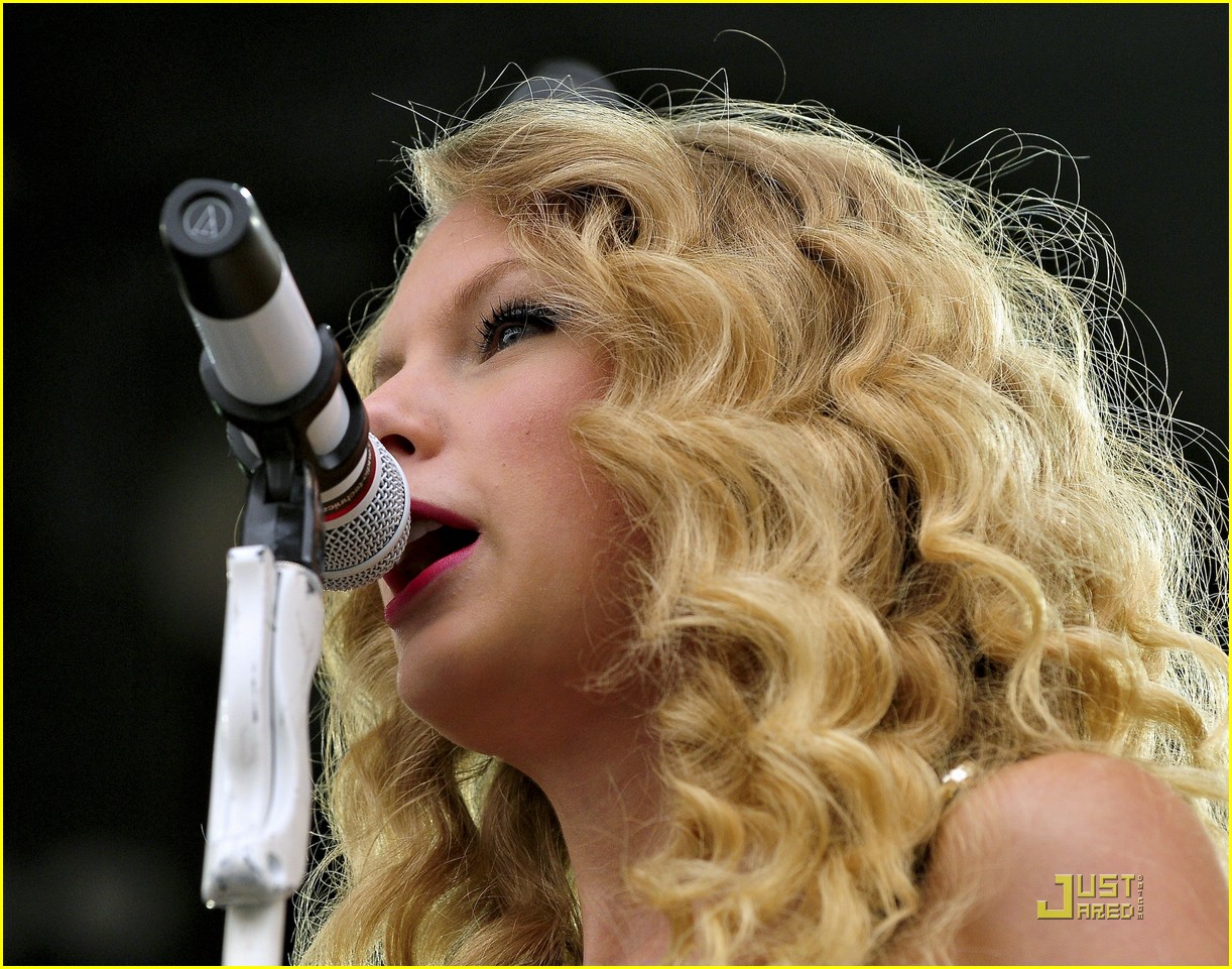 taylor swift vfest day two 03