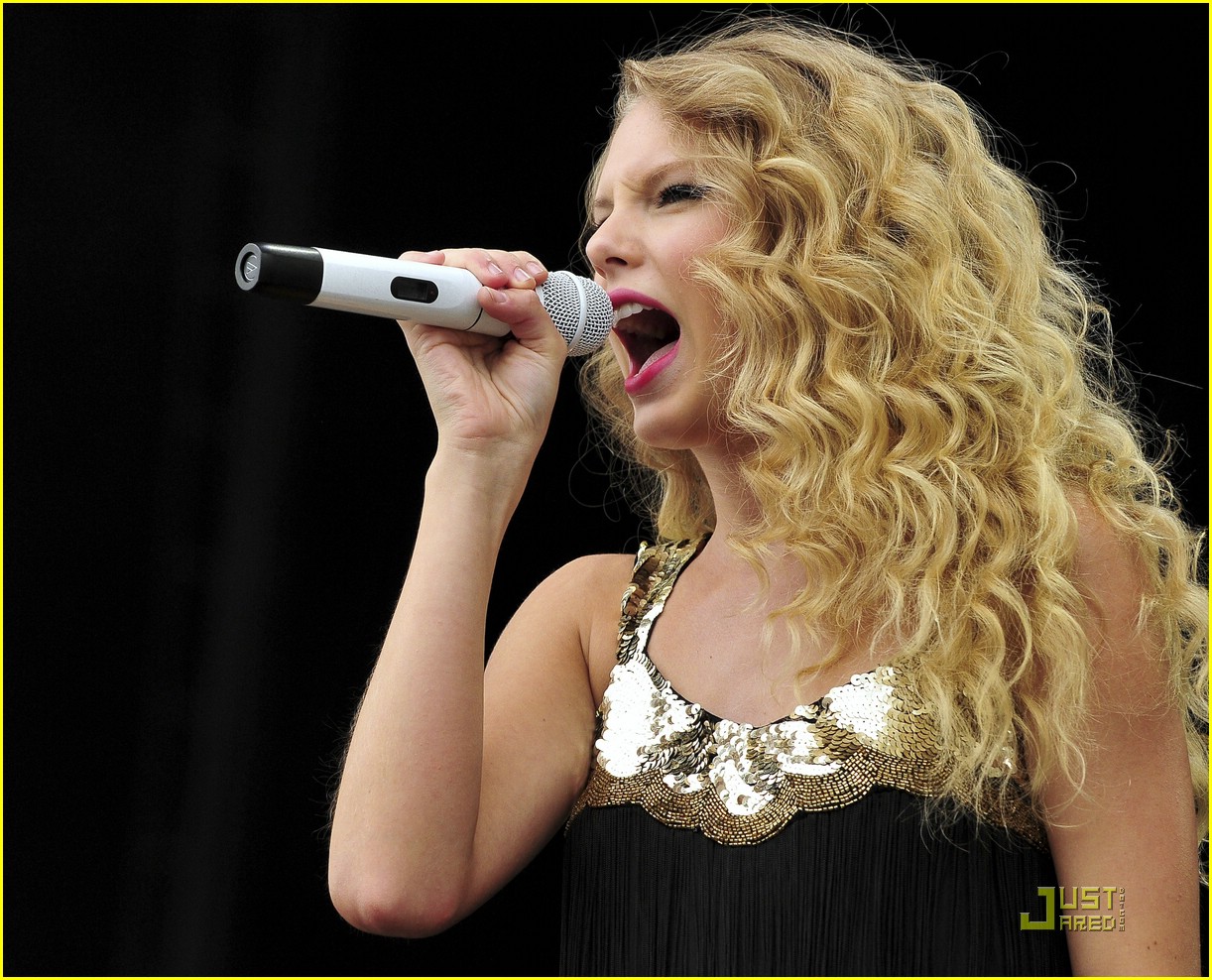 taylor swift vfest day two 08