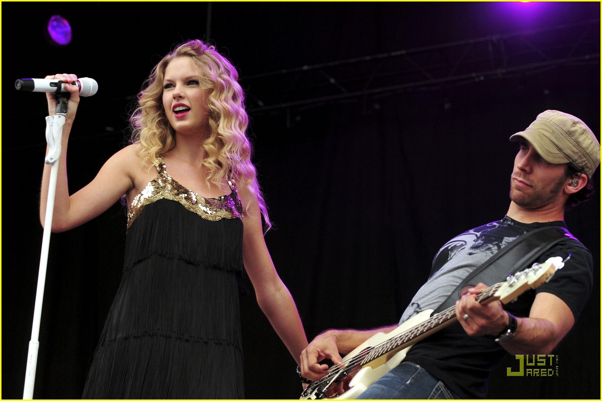 taylor swift vfest day two 09