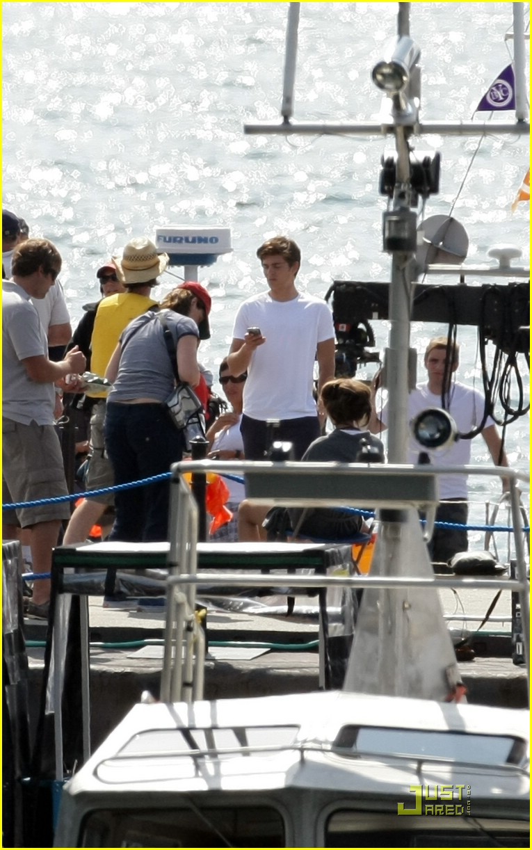 zac efron chat charlie st cloud 05