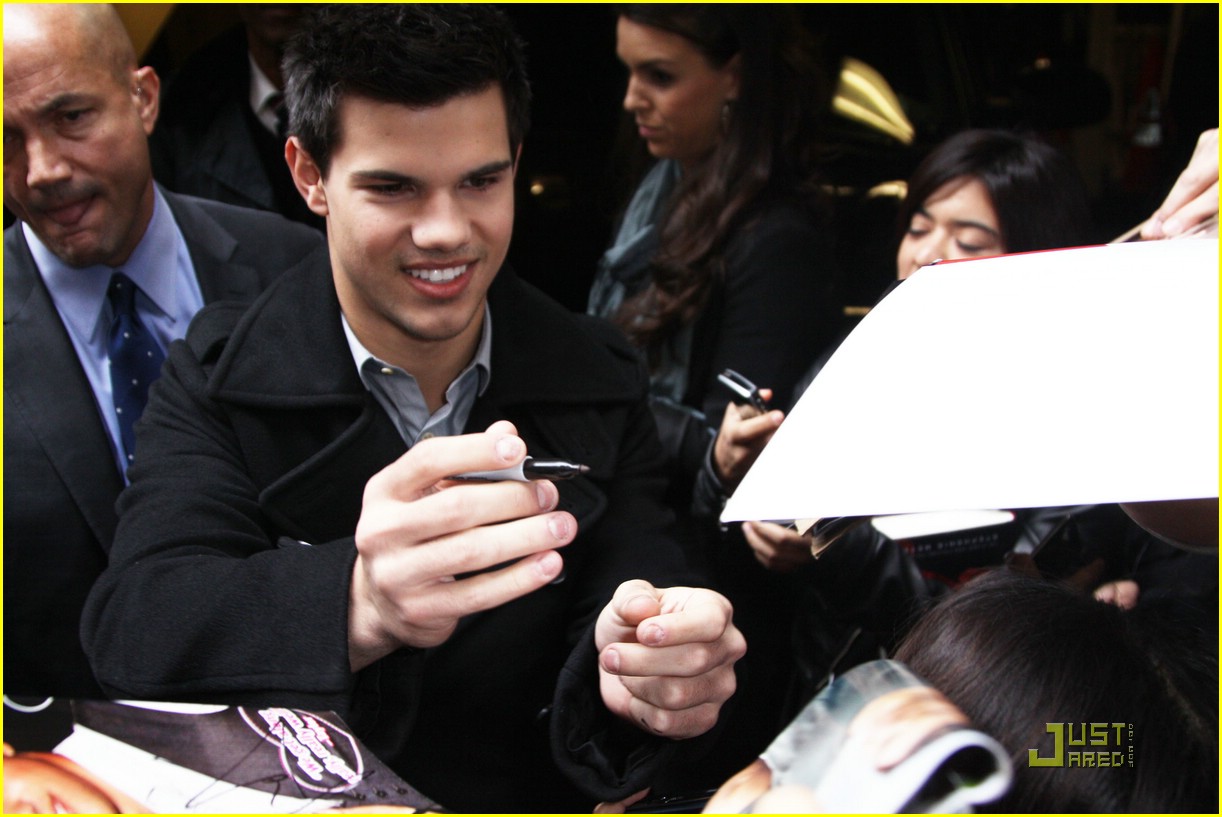 taylor lautner time of life 01