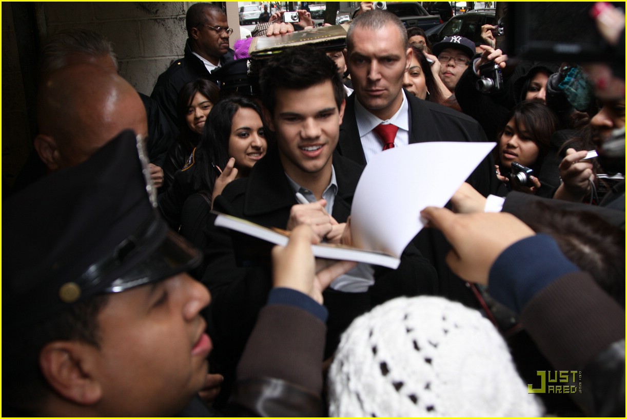 taylor lautner time of life 05
