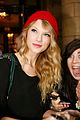 taylor swift red beanie 07