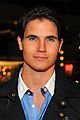 robbie amell spend day 01