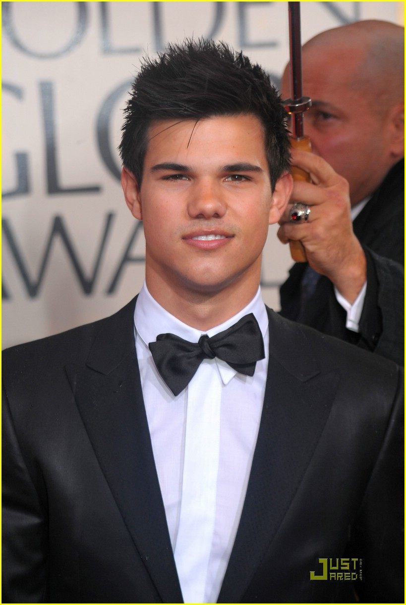 Taylor Lautner is a Golden Globes Guy | Photo 355397 - Photo Gallery ...