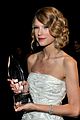 taylor swift fave female pca awards 17