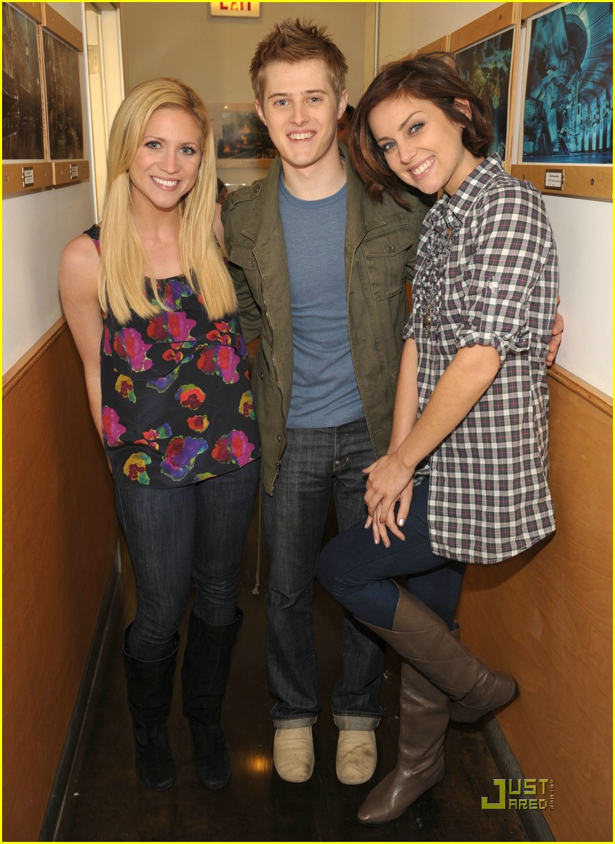 brittany snow lucas grabeel jed foundation 04