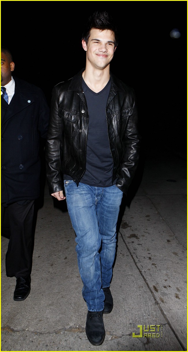 taylor lautner post grammy party 04