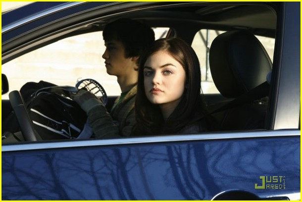 lucy hale pretty liars first look 02