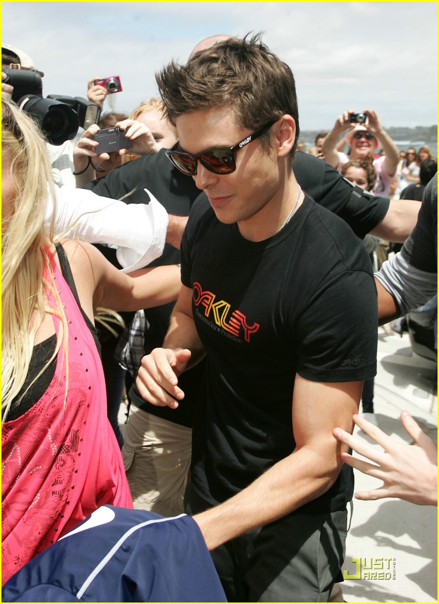 zac efron learn surf 28