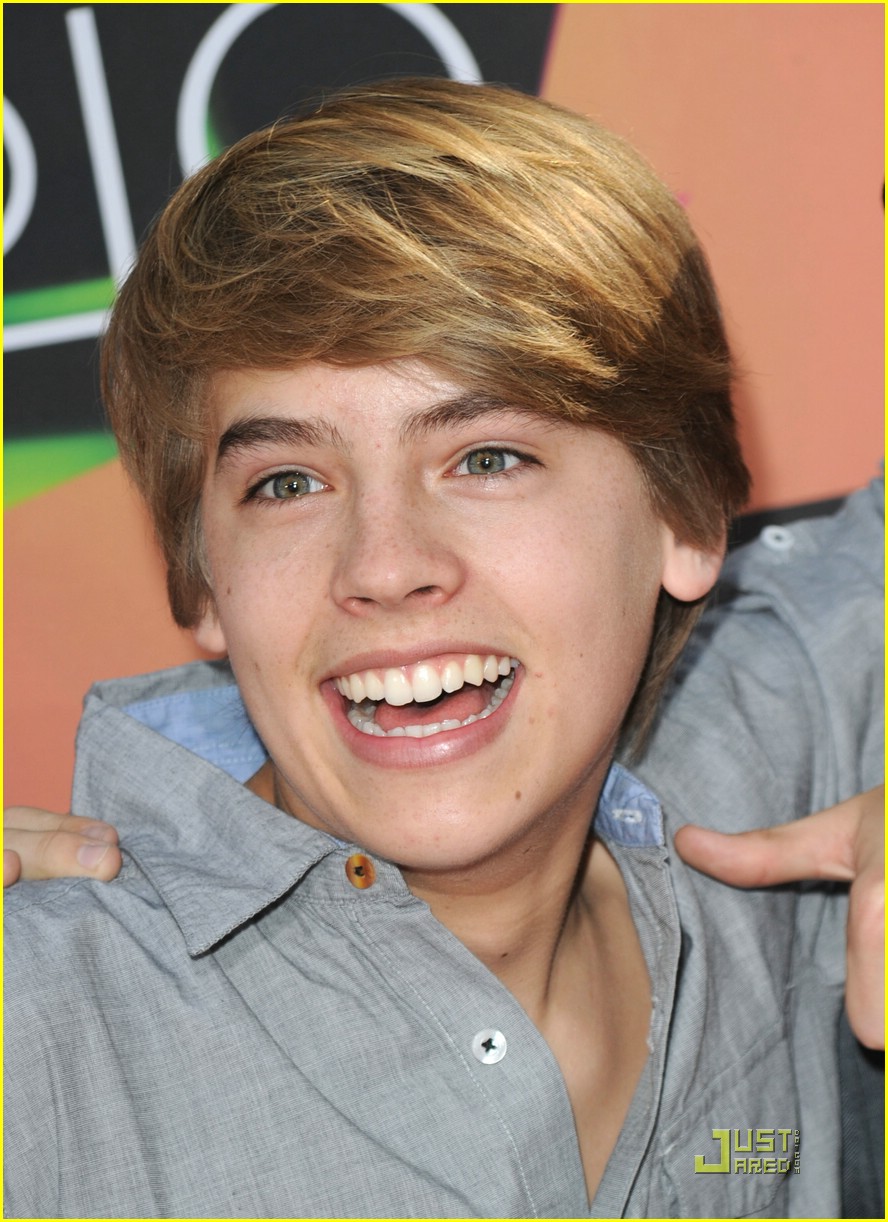 dylan cole sprouse kca awards 05