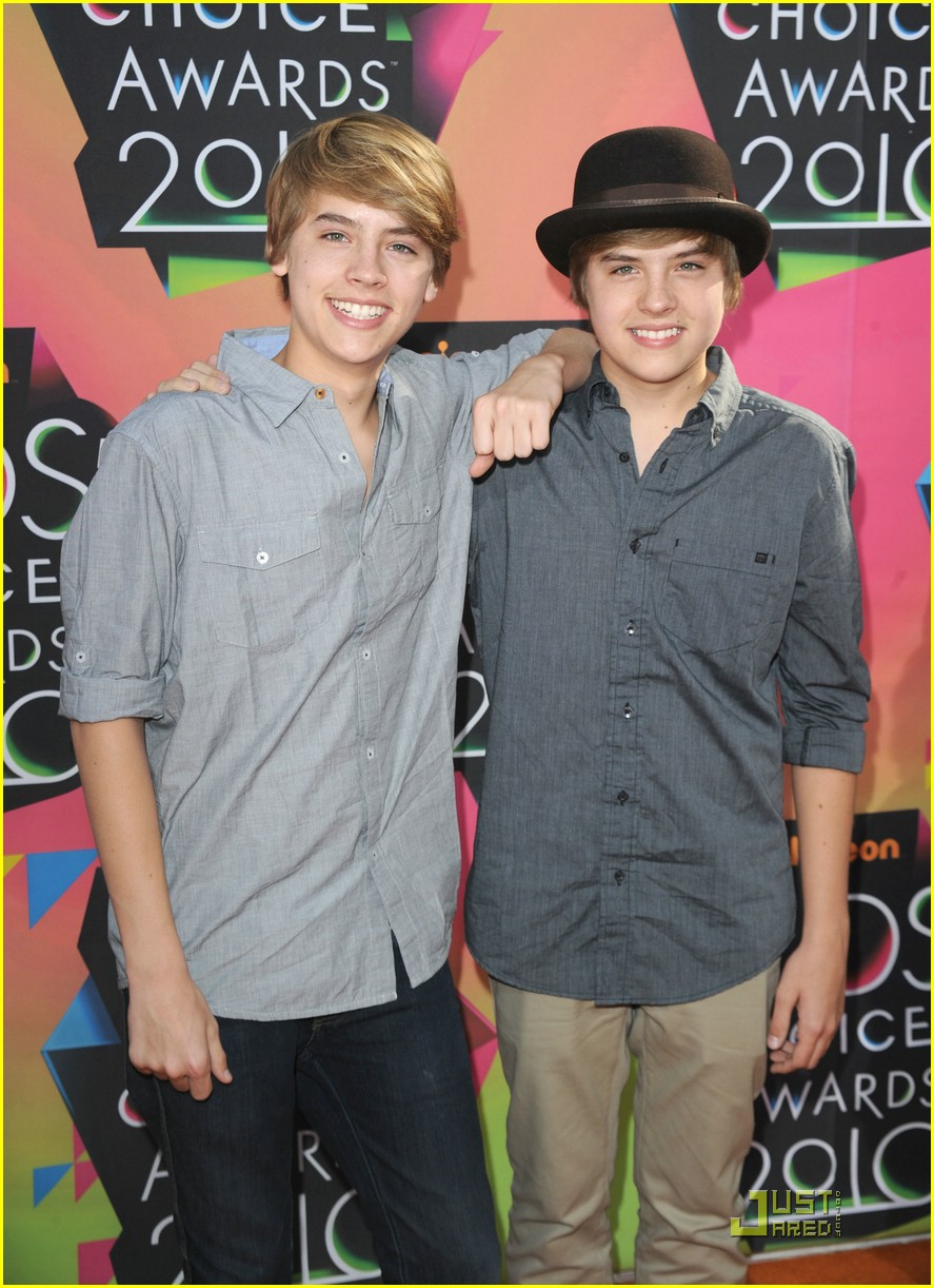 dylan cole sprouse kca awards 12