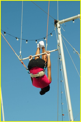 keke palmer true jackson trapeze 03