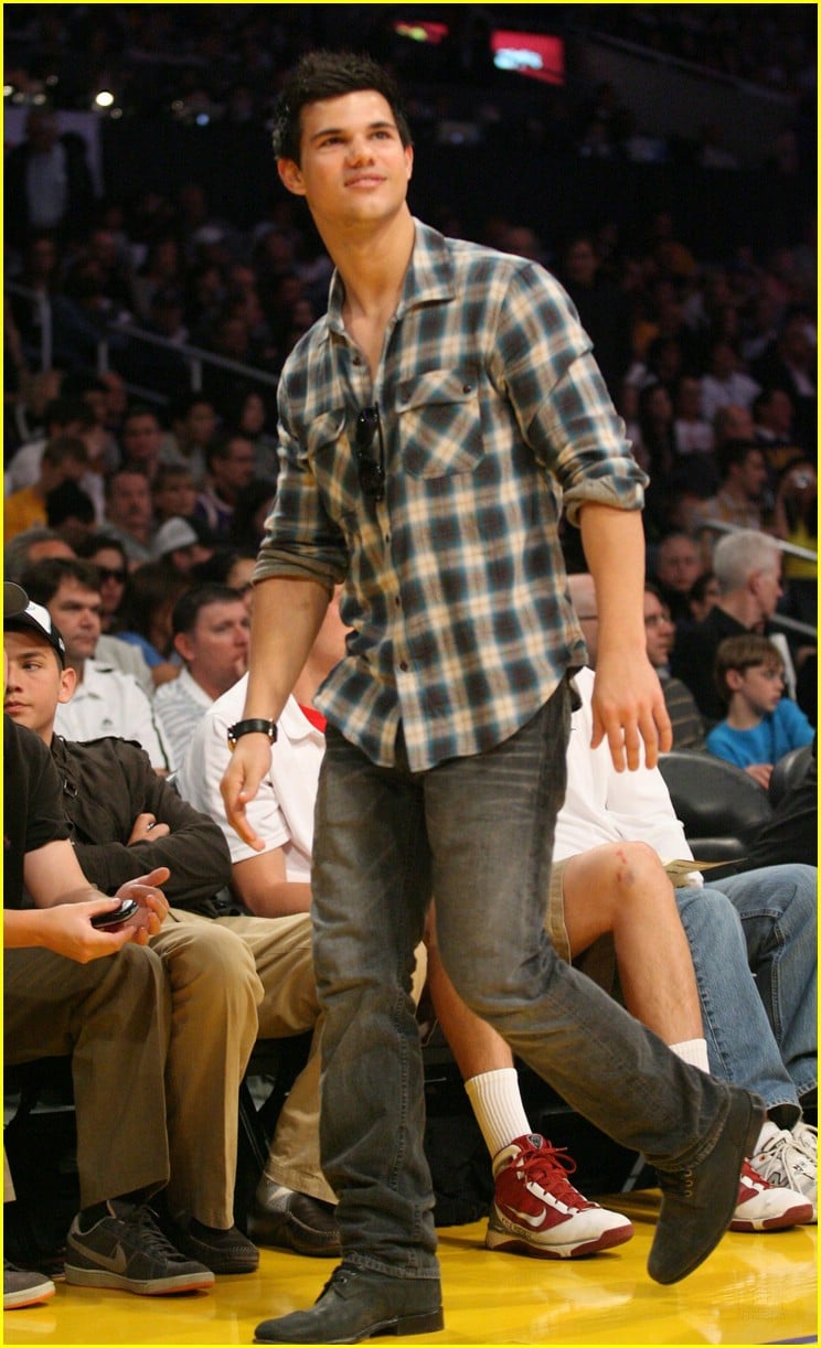 taylor lautner pittsburgh abduction 01