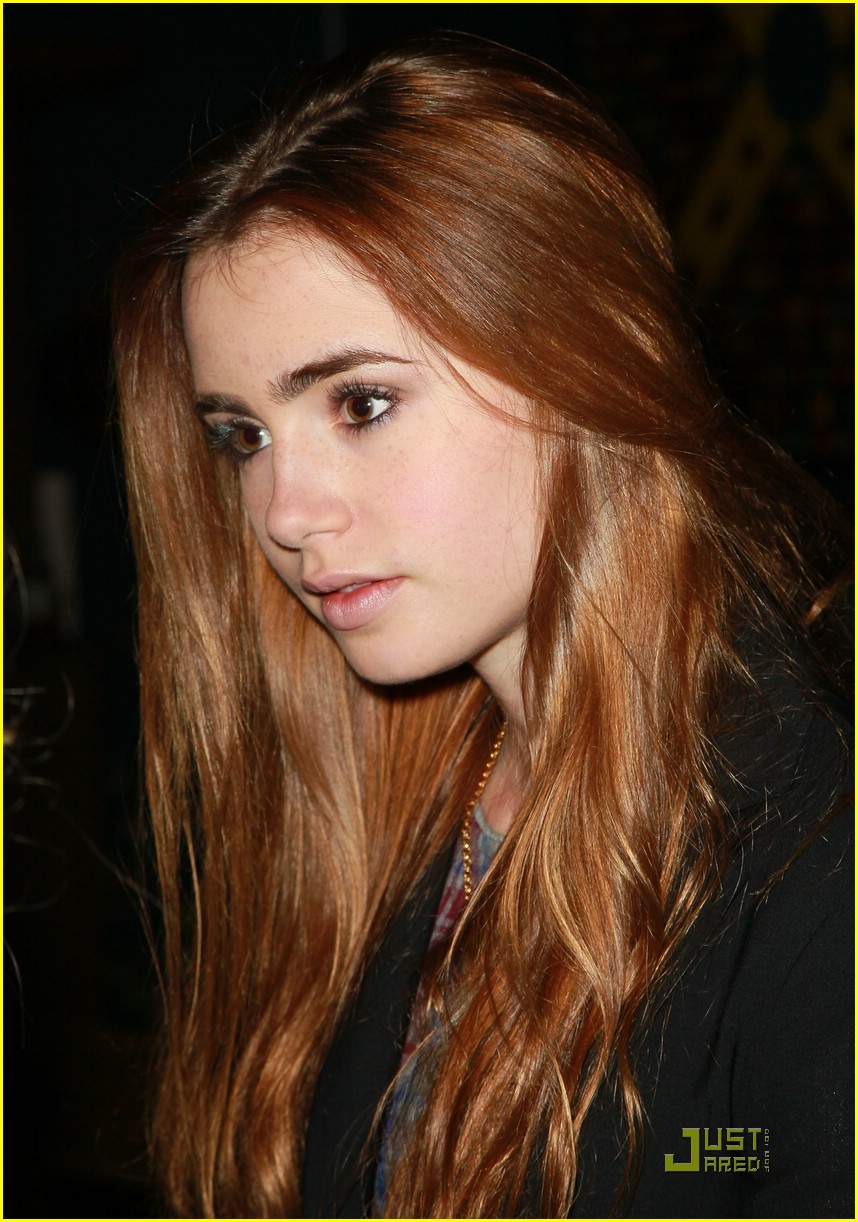 lily collins antiquing  04