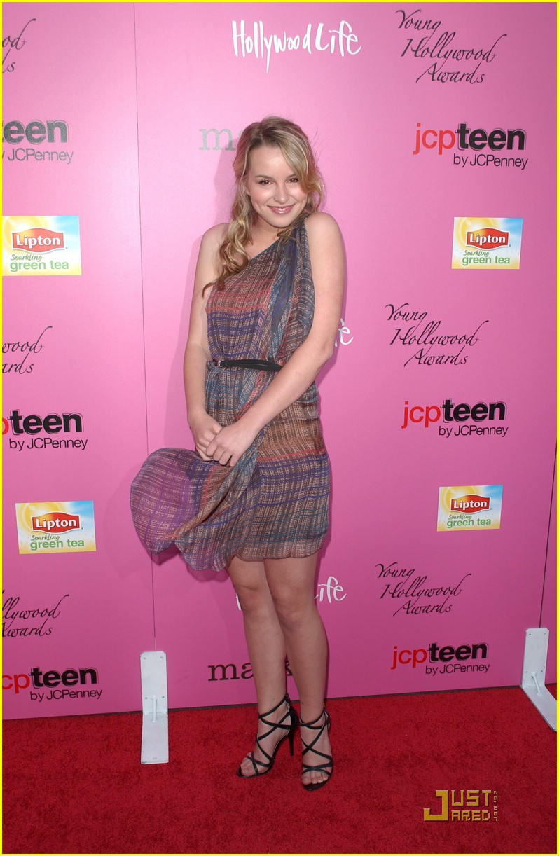 young hollywood awards best dressed 08