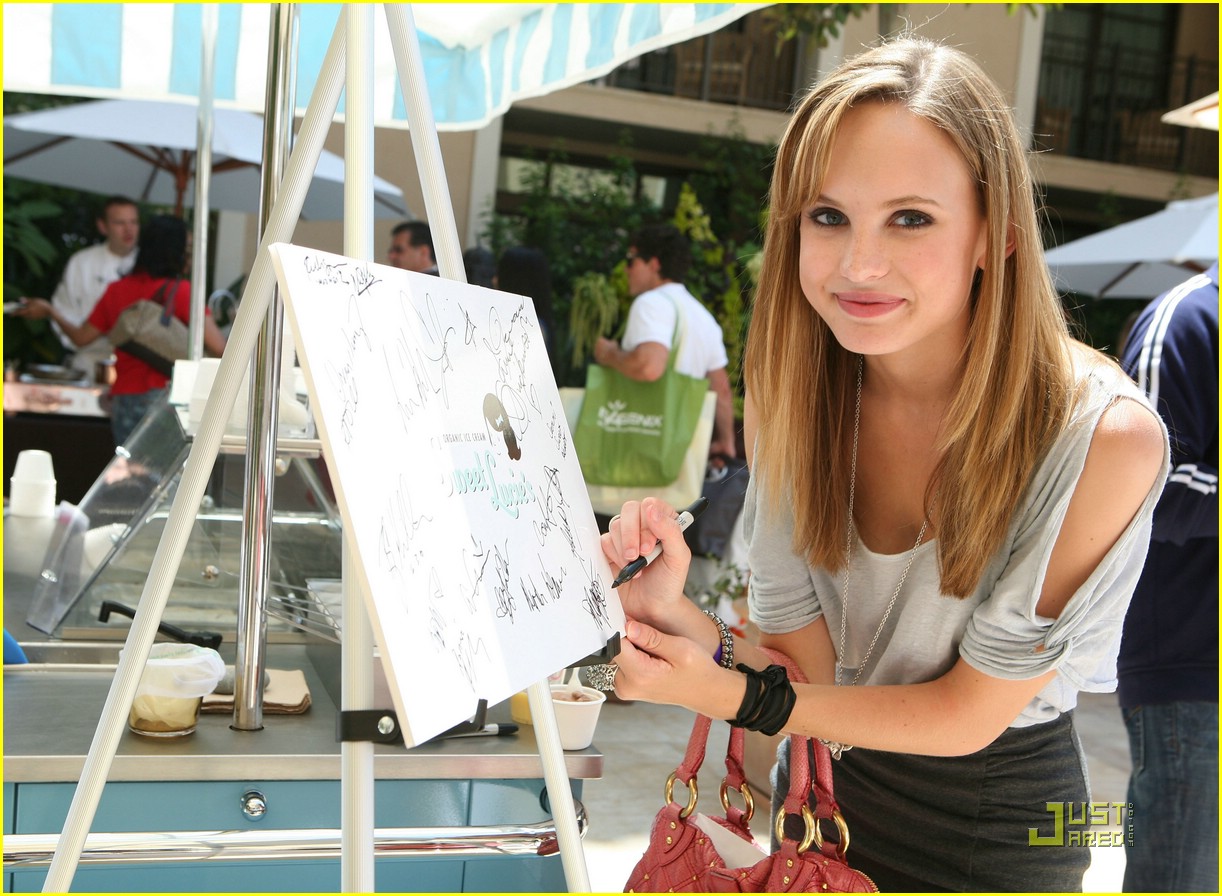 meaghan martin sweet lucies 02
