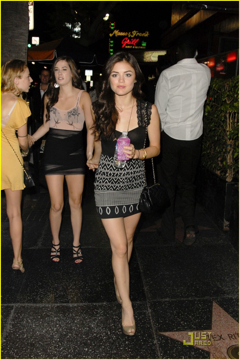 lucy hale who a is 01