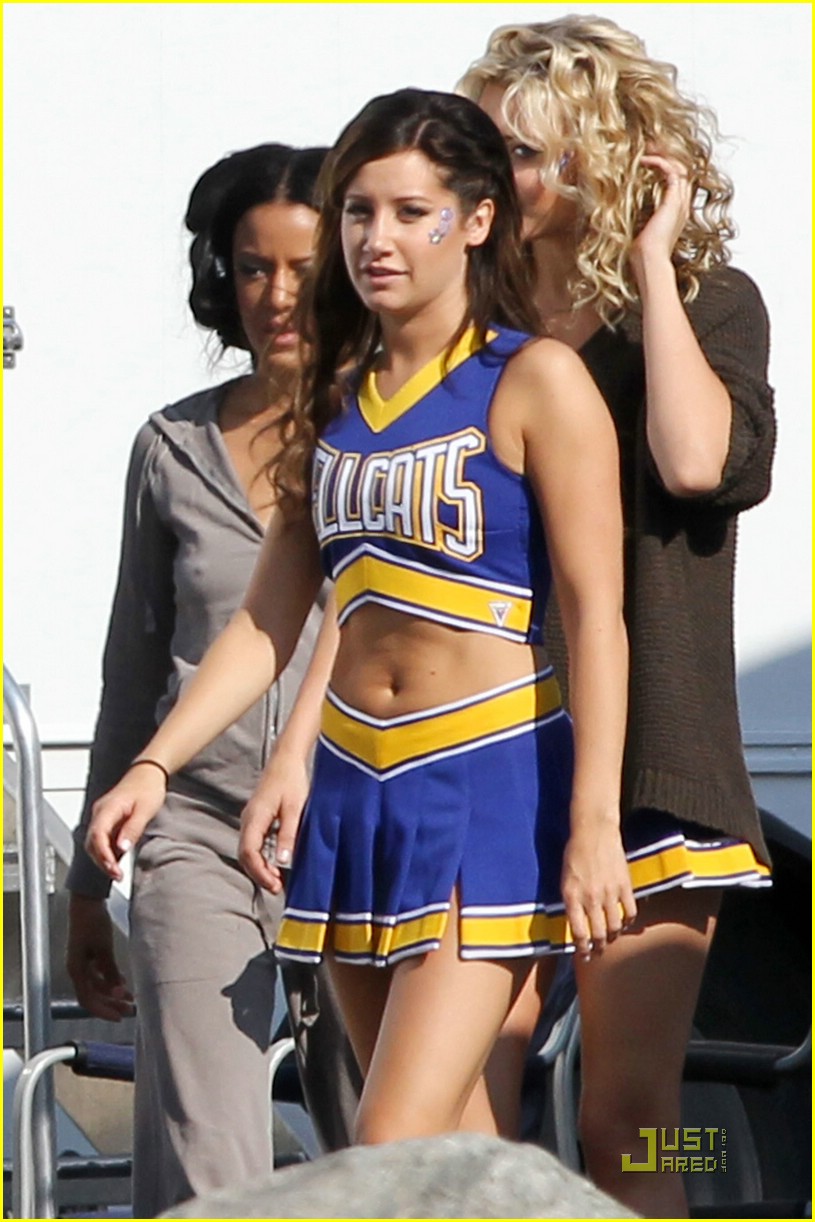 aly michalka tisdale hellcats 09