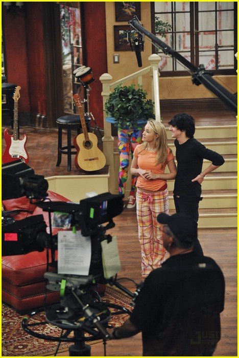 emily osment cody linley end jake 19