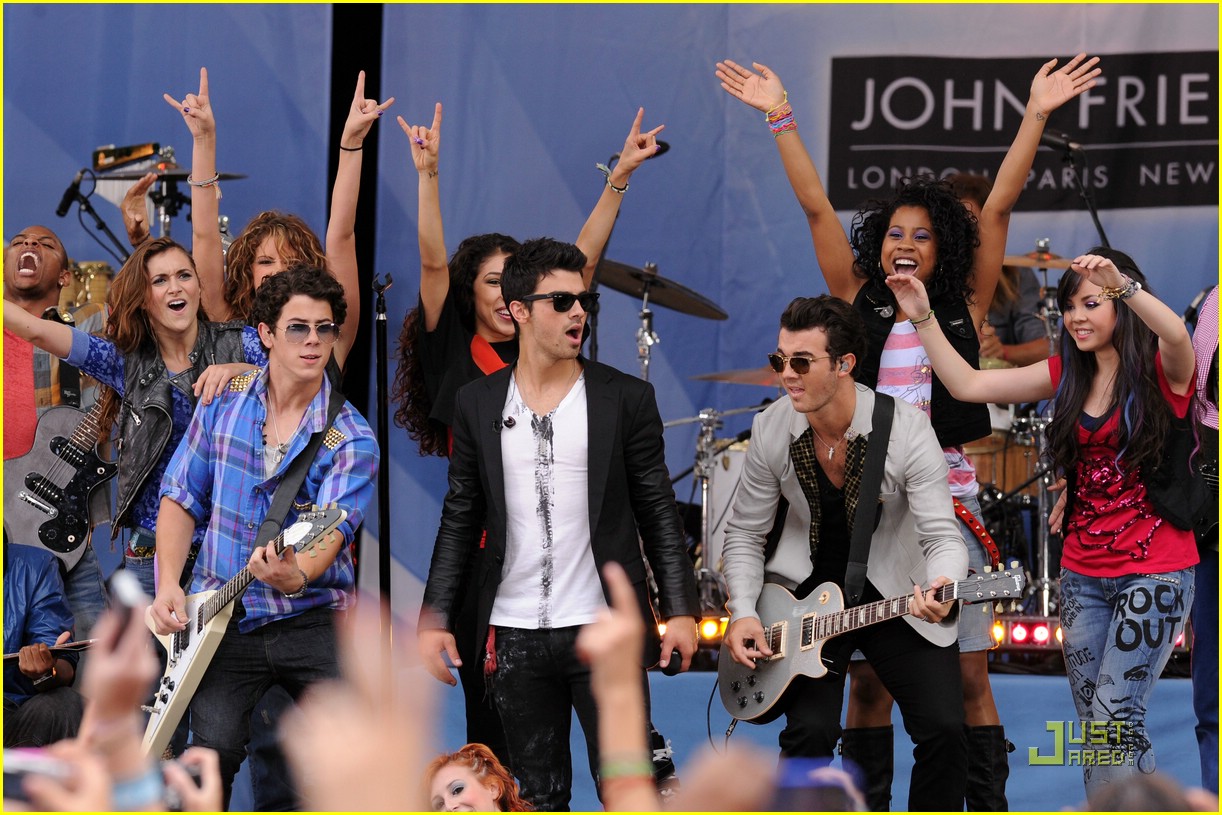 camp rock 2 rumsey nyc gma 15