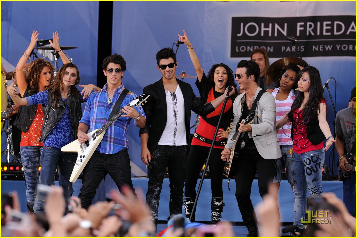 camp rock 2 rumsey nyc gma 23