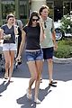kendall kylie jenner whole foods 06