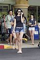 kendall kylie jenner whole foods 19